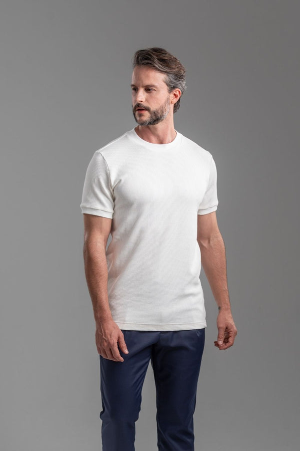 Camiseta Rich Textura Gola Média - Off White