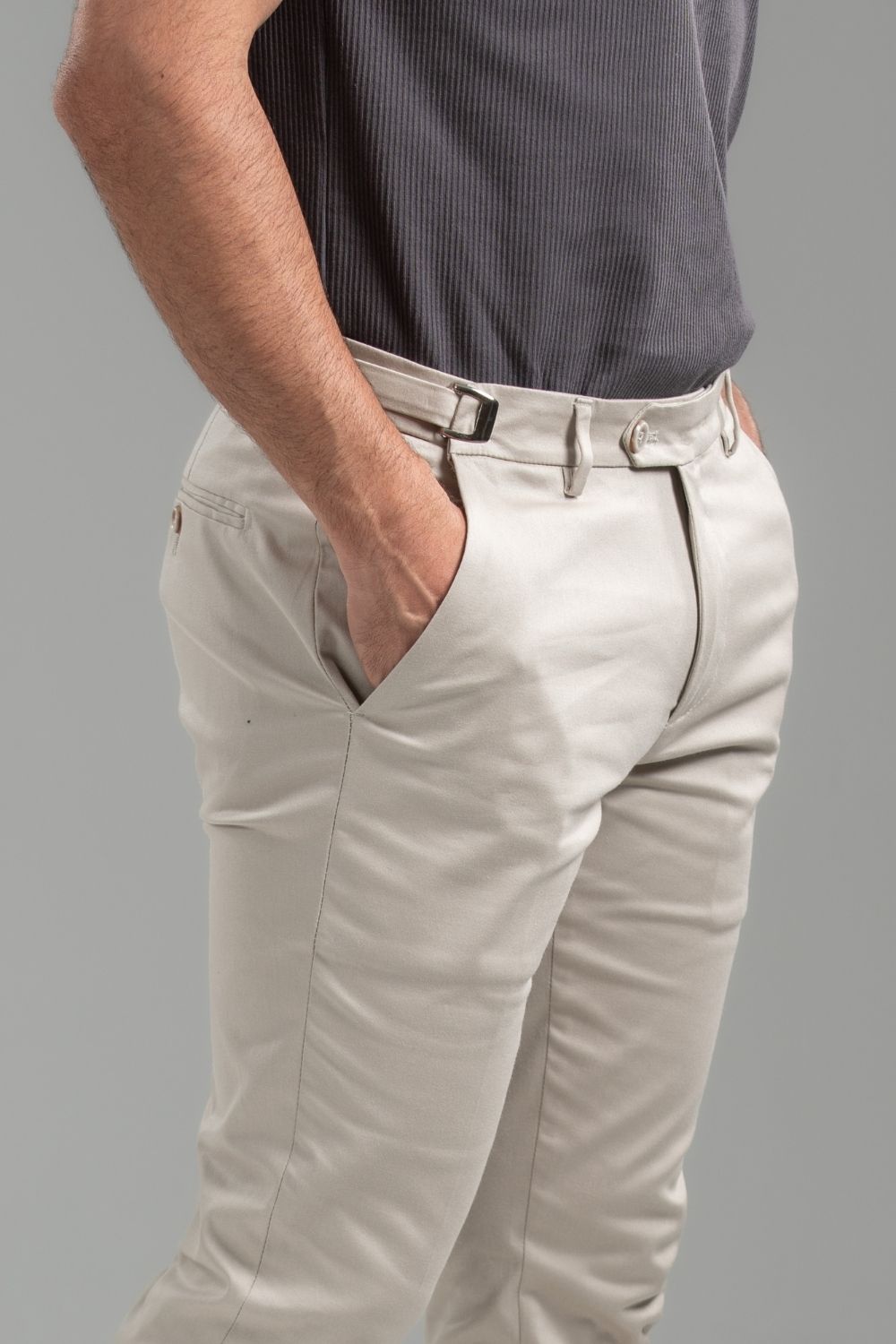Calça Roman Alfaiataria Com Ajuste Cintura - Linha Rich - Off White