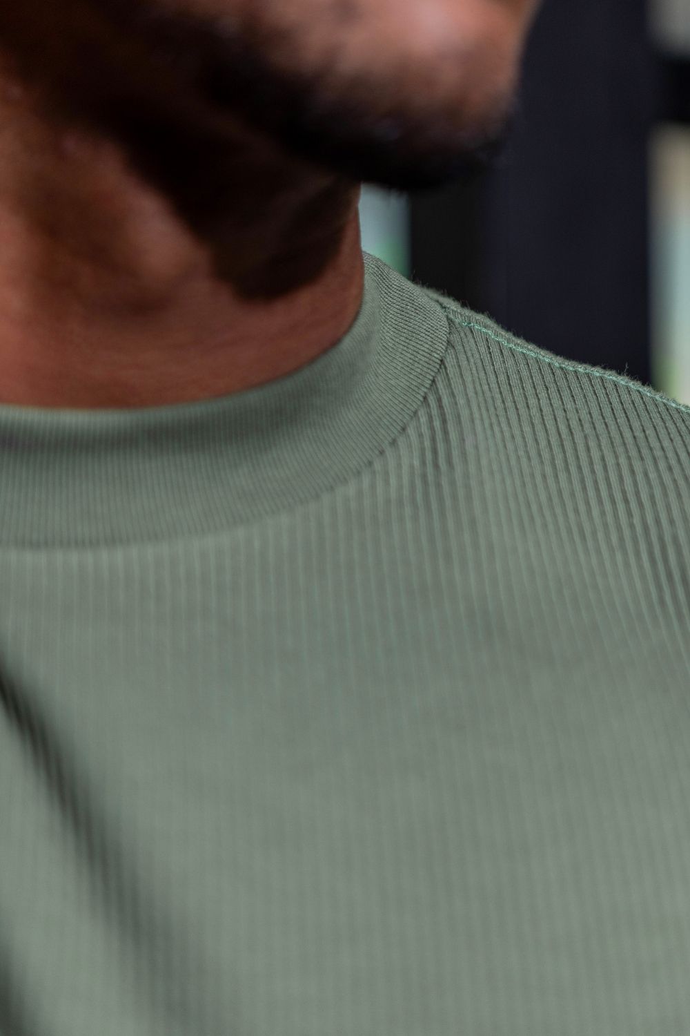 Camiseta Rich Textura Gola Média Verde - Linha Rich