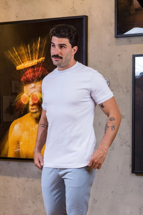 Camiseta Rich Textura Gola Média - Linha Rich - Branco