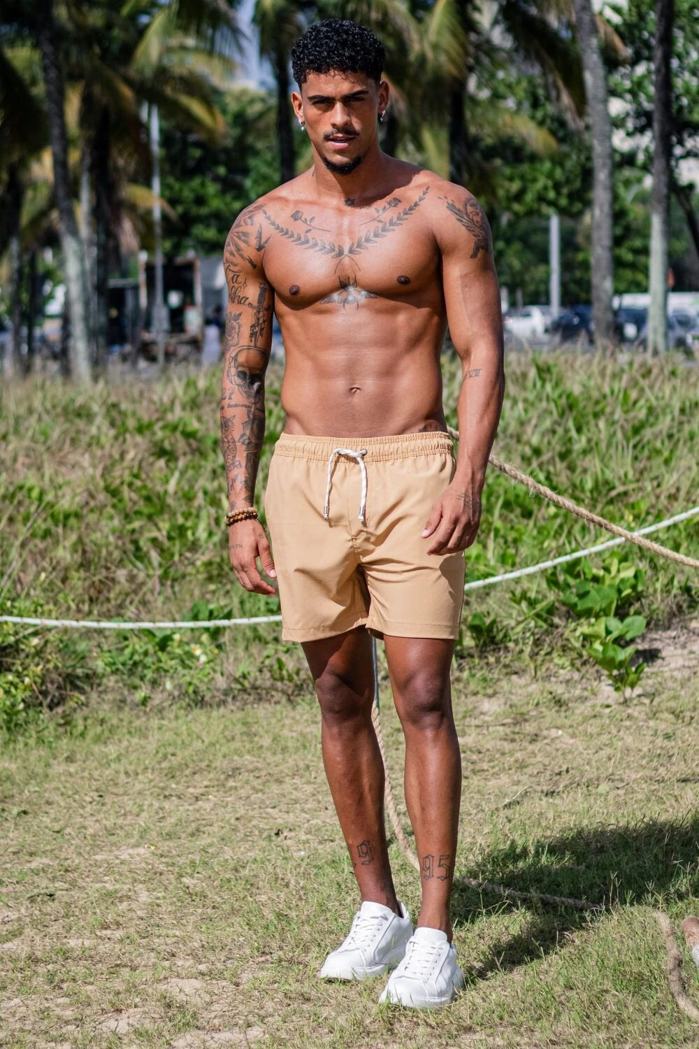 Short Sport Tecido Tecnológico - Linha Urban - Marrom Claro