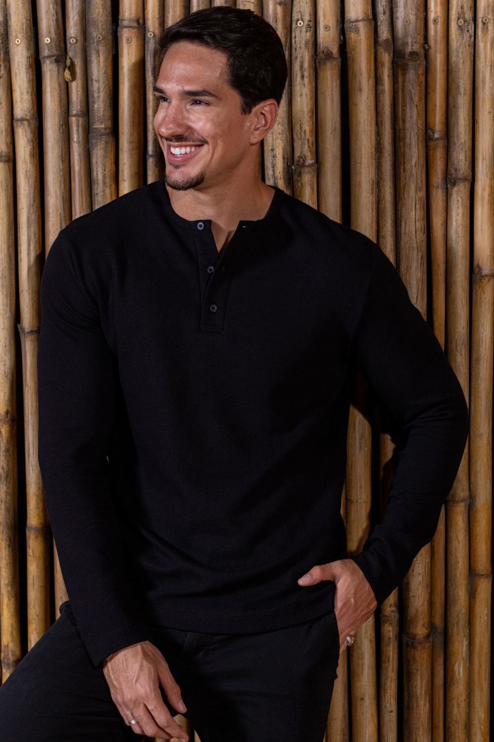 Camisa Henley Manga Comprida Preta - Linha Urban