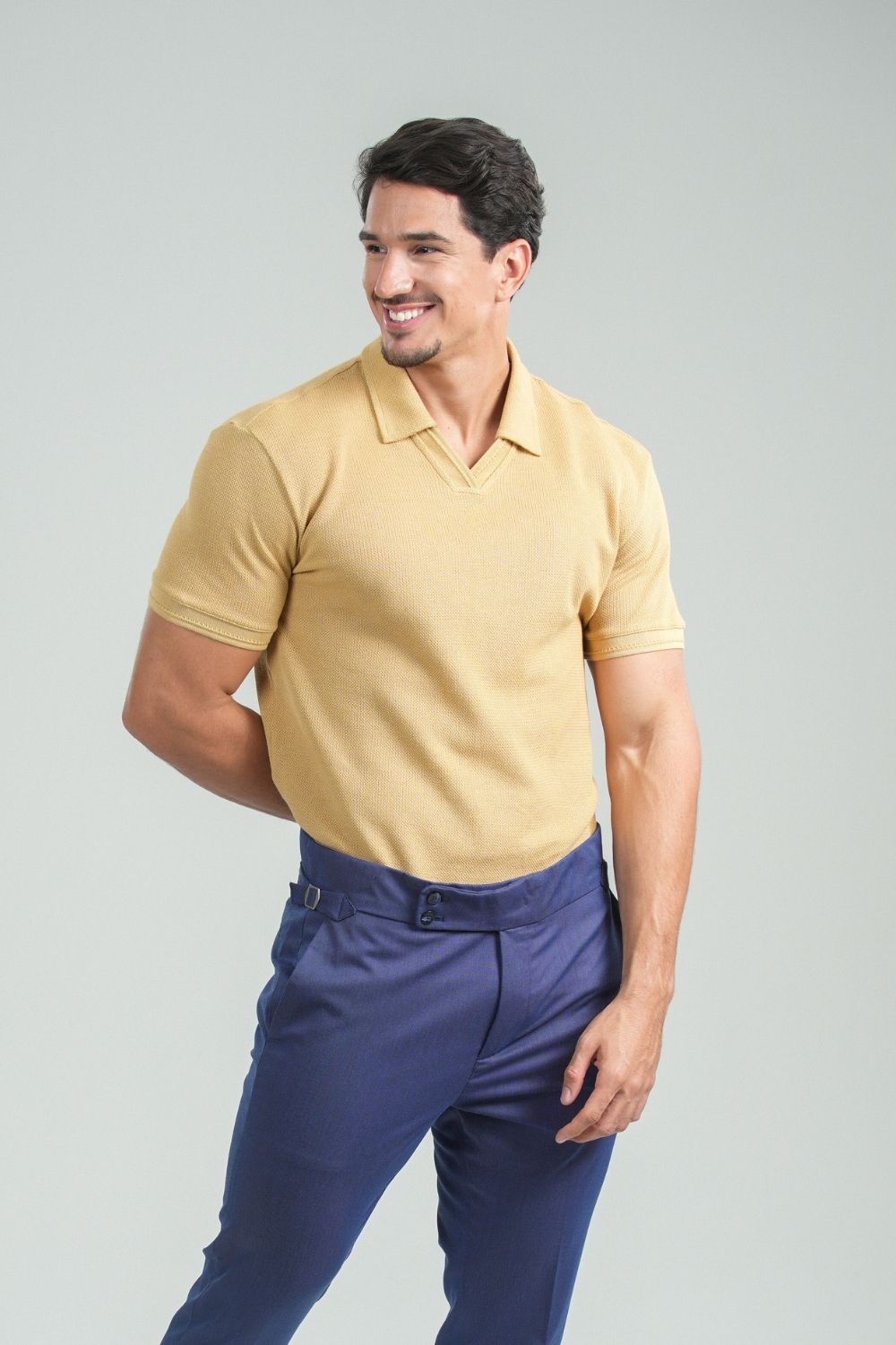 Camisa Polo Rich Tricô Texturizada Sem Botão - Linha Rich - Bege