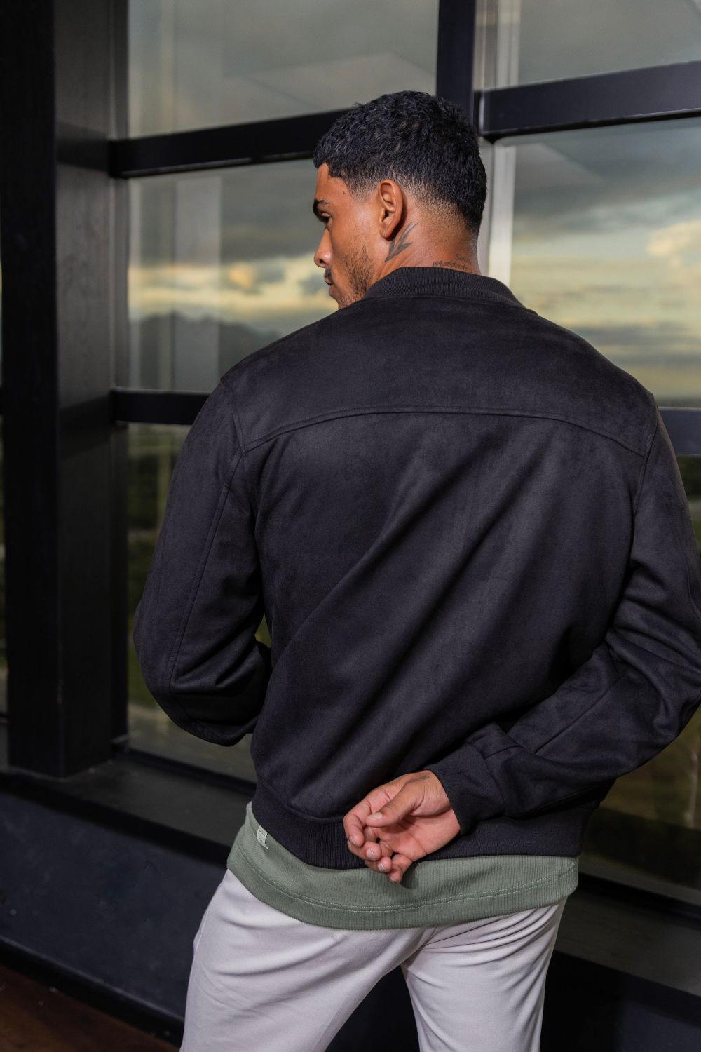 Jaqueta Bomber Mav Preta - Linha Essential