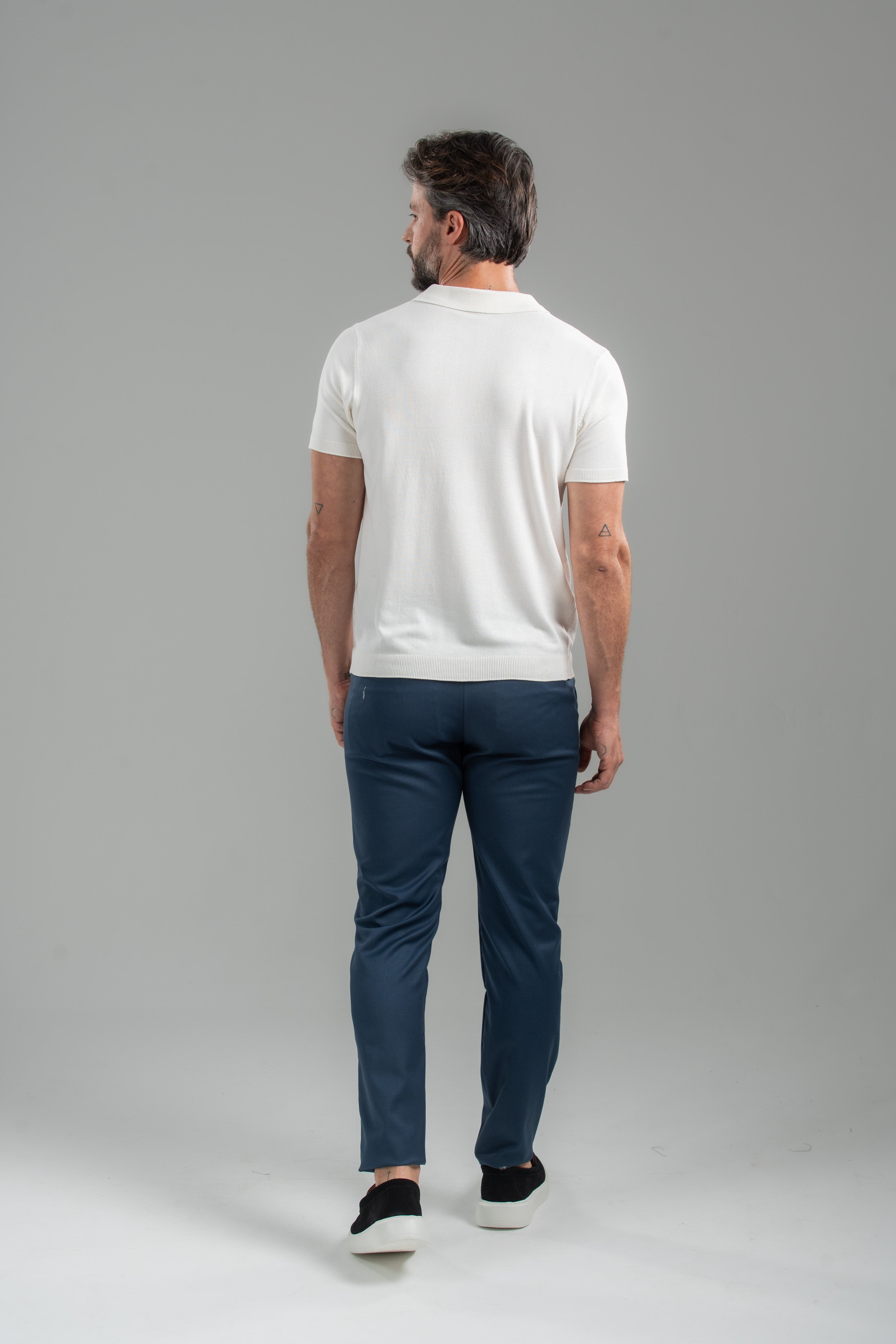 Polo Classic Tricô Manga Curta Off White- Linha Essential