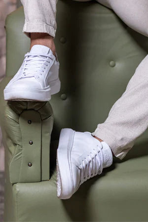 Tênis old money masculino: como escolher o ideal