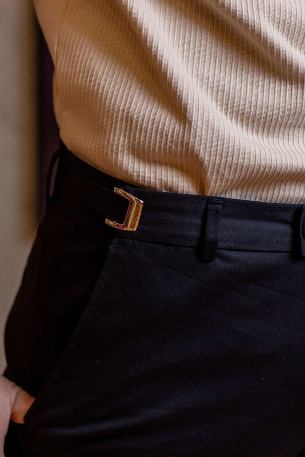 Calça Roman Alfaiataria Com Ajuste Cintura - Linha Rich - Preto