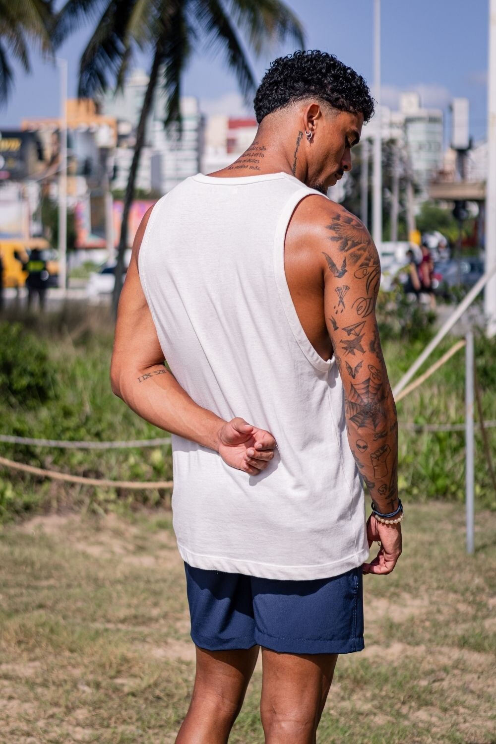 Regata Composição Off White - Linha Essential