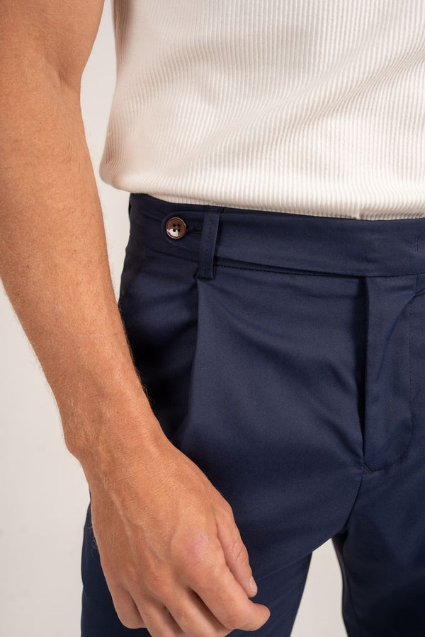 Alfaiataria Felline Azul Escura - Linha Rich