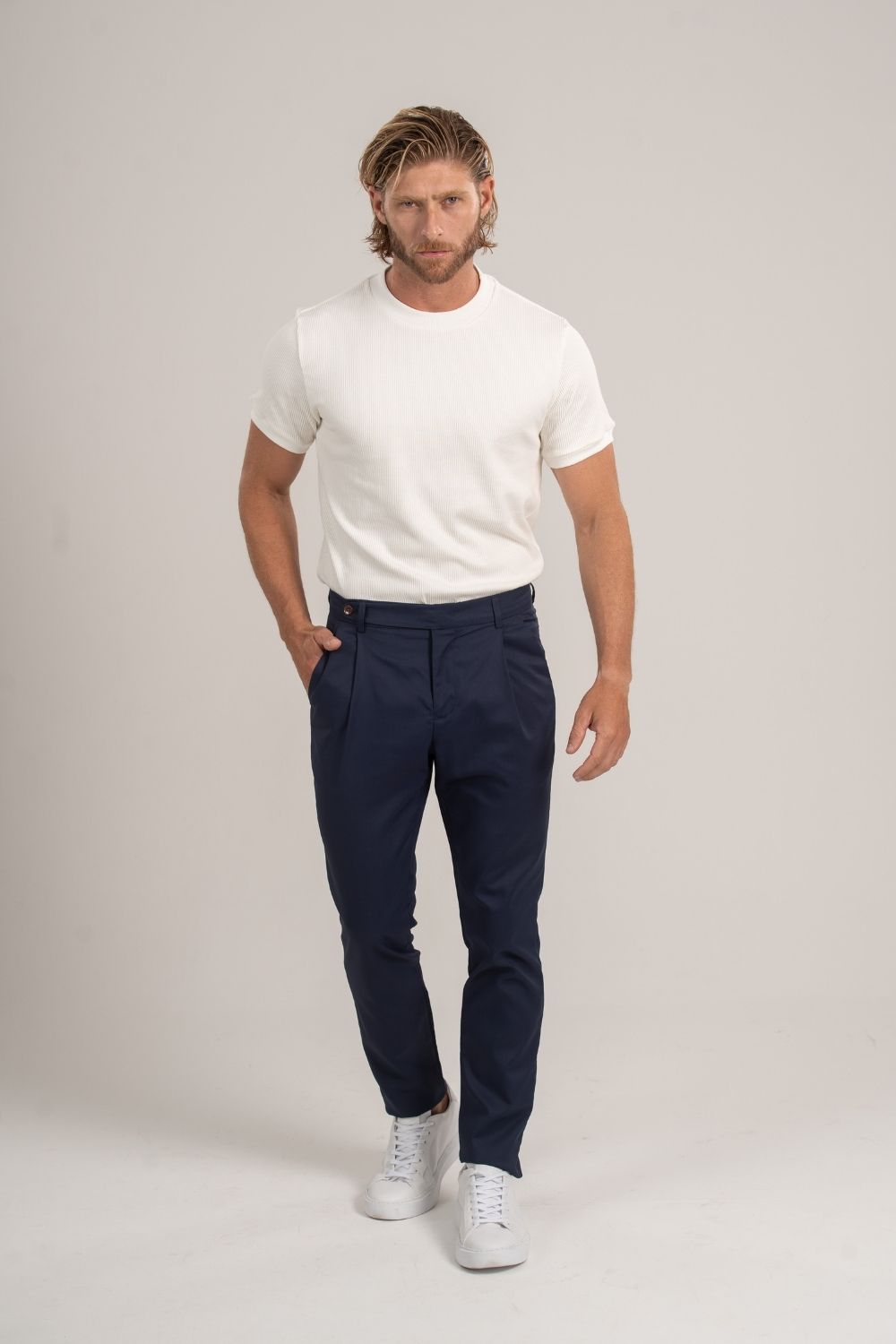 Alfaiataria Felline Azul Escura - Linha Rich