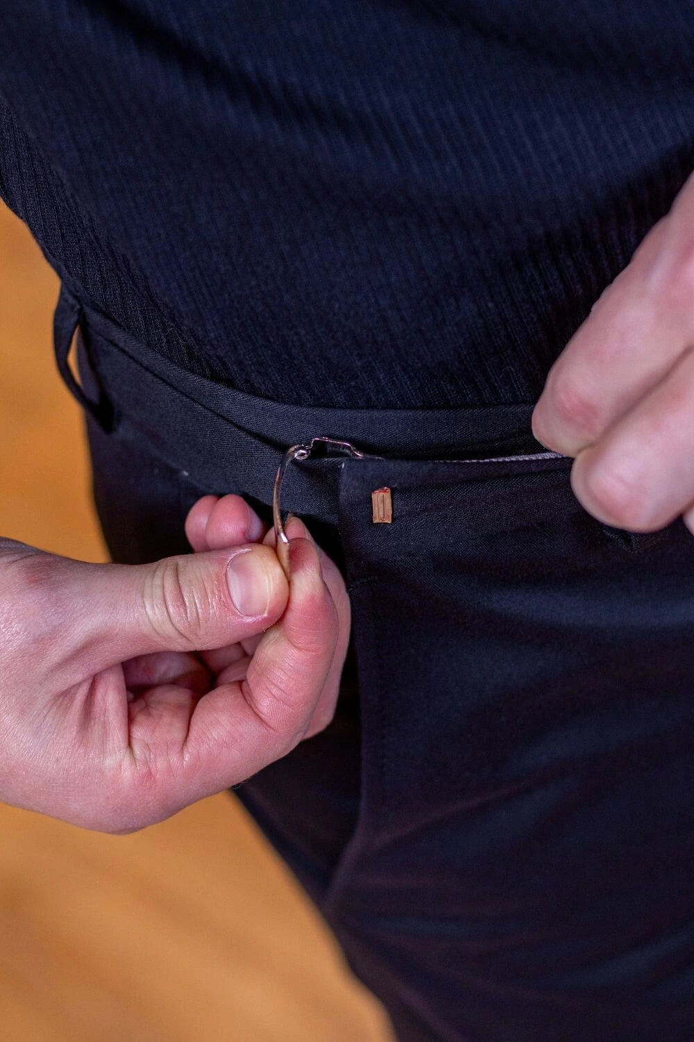 Calça Roman Alfaiataria Com Ajuste Cintura - Linha Rich - Preto