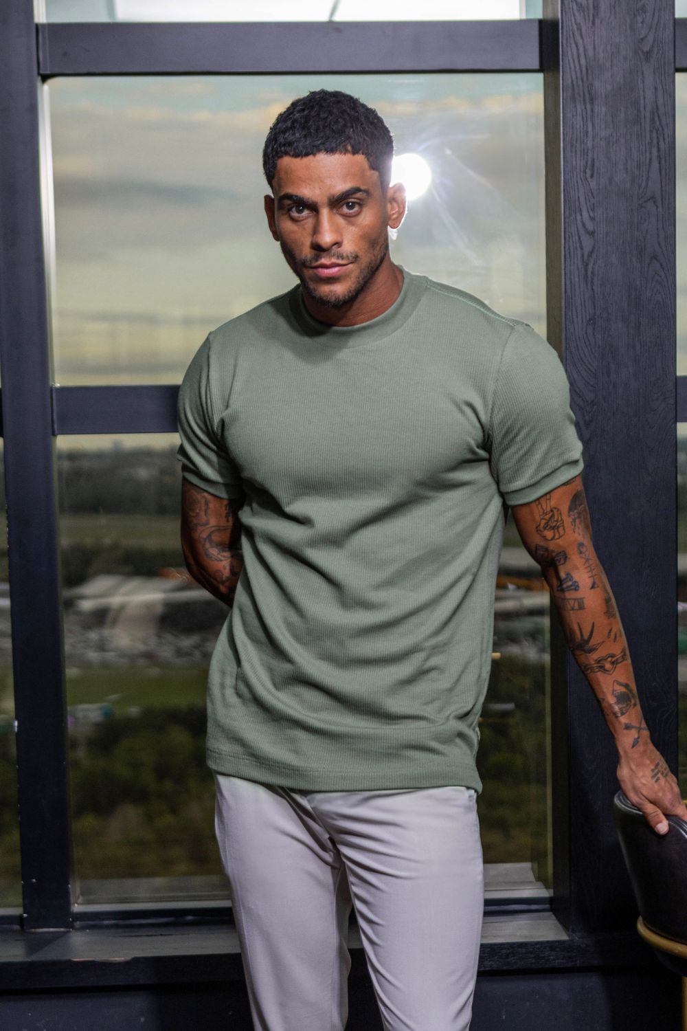 Camiseta Rich Textura Gola Média Verde - Linha Rich